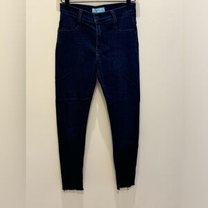 James Jeans Women’s Wonder Jeans Size 27 Dark Wash